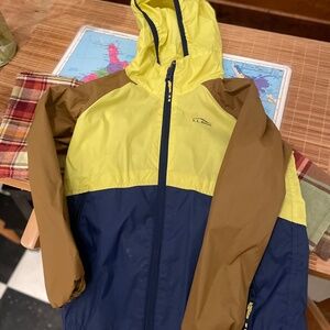 KIDS’ RAIN SHELL